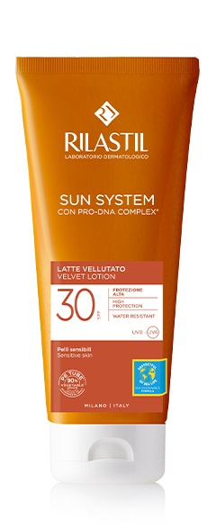 RILASTIL SUN SYSTEM PHOTO PROTECTION TERAPY LATTE VELLUTANTE SPF 30 200 ML - Farmacia Sant Anna SAS del Dott. Mariani Federigo